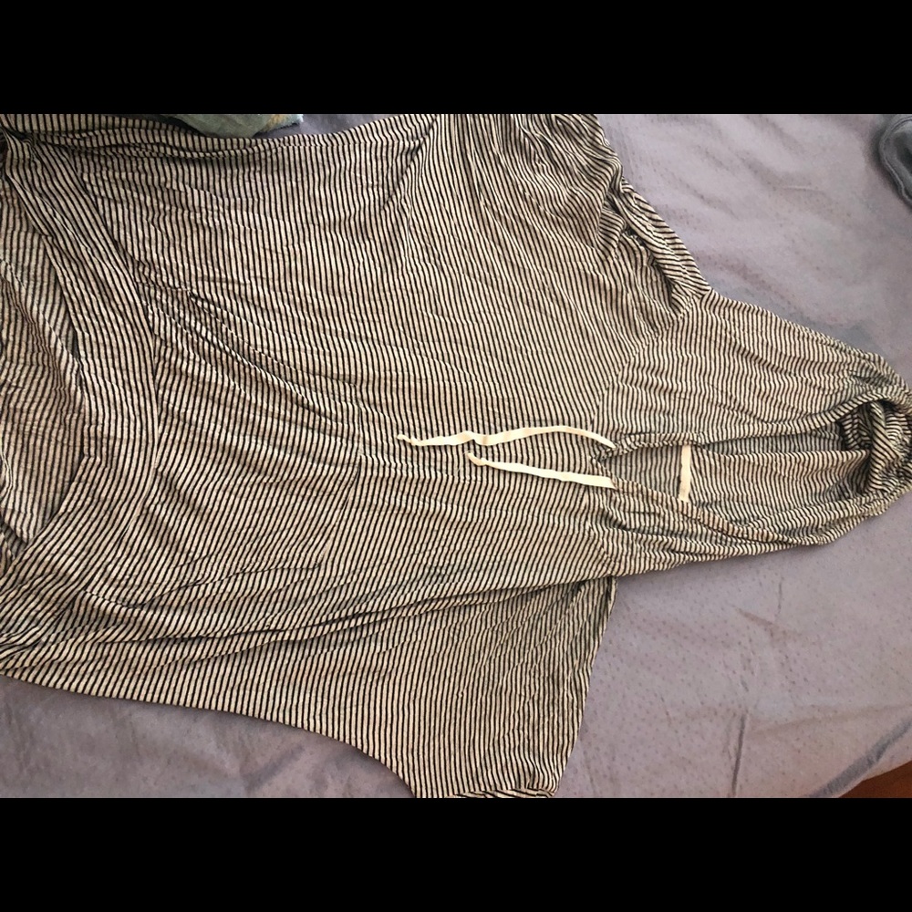 Brandy melville sweater